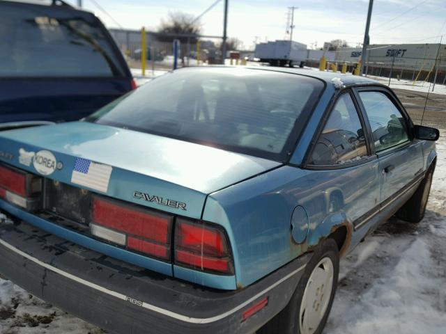 1G1JC1444P7121381 - 1993 CHEVROLET CAVALIER V TEAL photo 4