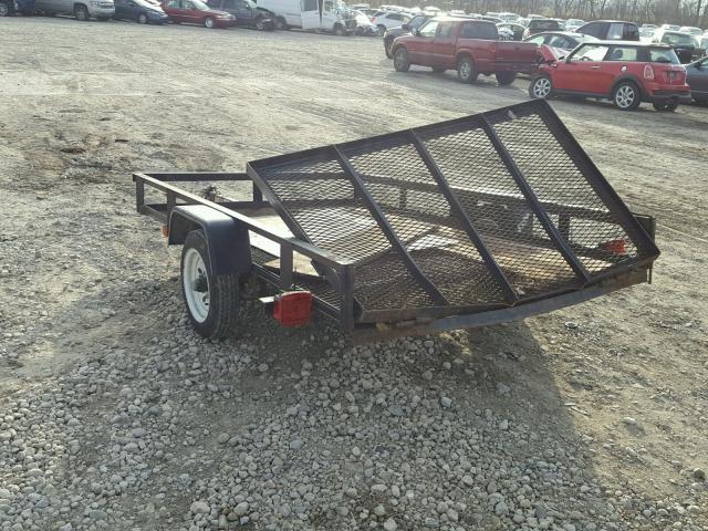 4YMUL08122T004703 - 2002 UTILITY TRAILER BLACK photo 3