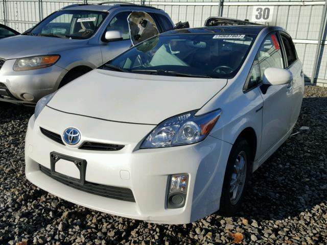 JTDKN3DU7A0056446 - 2010 TOYOTA PRIUS WHITE photo 2