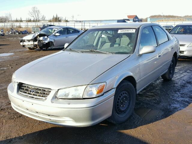 4T1BG22K81U020470 - 2001 TOYOTA CAMRY CE SILVER photo 2