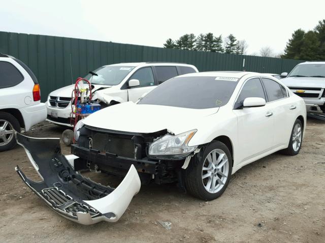 1N4AA5AP0AC821874 - 2010 NISSAN MAXIMA S WHITE photo 2