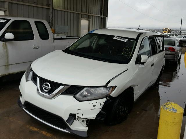 KNMAT2MT1GP703703 - 2016 NISSAN ROGUE S WHITE photo 2