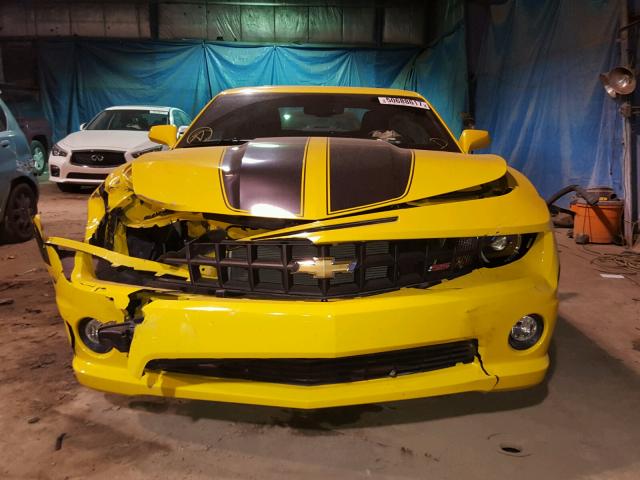 2G1FK1EJ6C9112994 - 2012 CHEVROLET CAMARO 2SS YELLOW photo 9