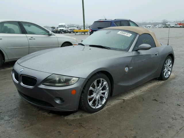 4USBT33565LS54871 - 2005 BMW Z4 2.5 GRAY photo 2