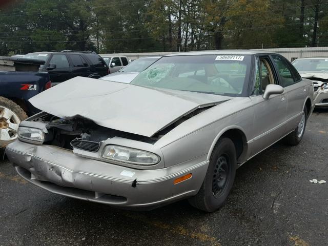 1G3HN52K4V4857583 - 1997 OLDSMOBILE 88 BASE GOLD photo 2