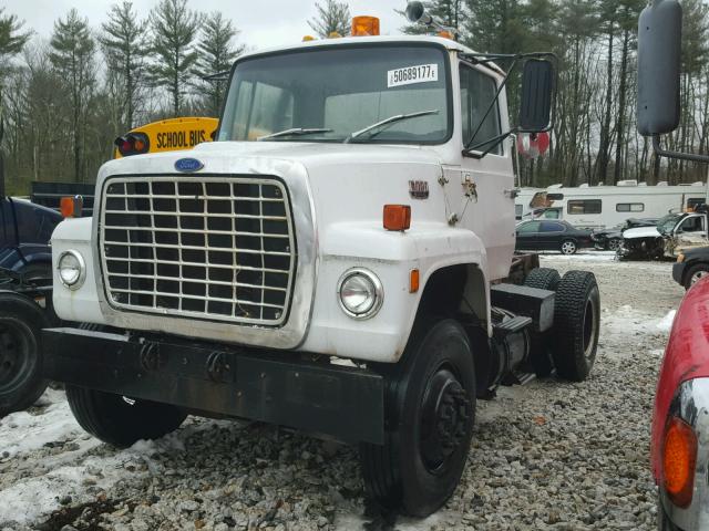 R80DVCE6205 - 1978 FORD 8000 WHITE photo 2