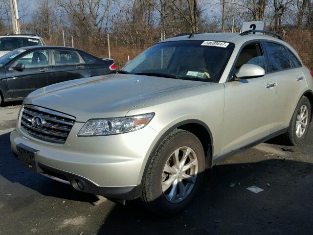 JNRAS08UX6X102346 - 2006 INFINITI FX35 BEIGE photo 2