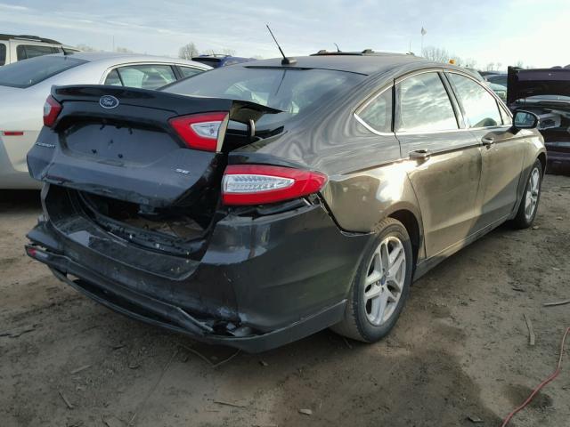 3FA6P0HDXFR262295 - 2015 FORD FUSION SE BLACK photo 4