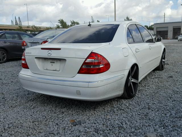 WDBUF70J86A937407 - 2006 MERCEDES-BENZ E 500 WHITE photo 4