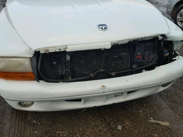 1B7GL22X4XS147254 - 1999 DODGE DAKOTA WHITE photo 9