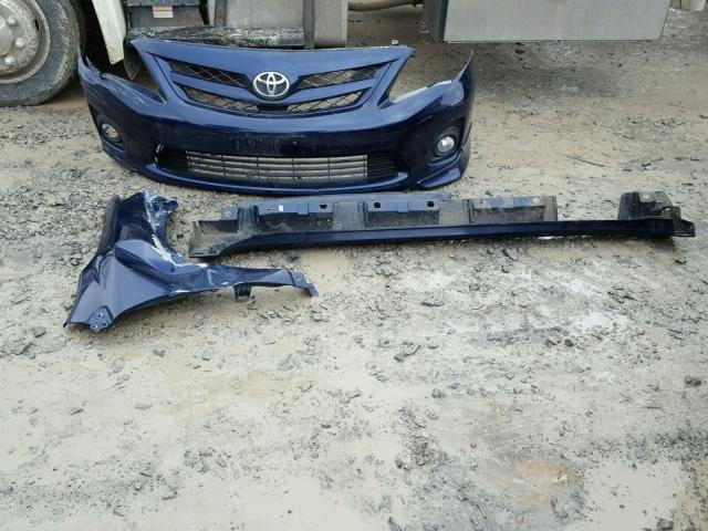 2T1BU4EE6BC676468 - 2011 TOYOTA COROLLA BA BLUE photo 9