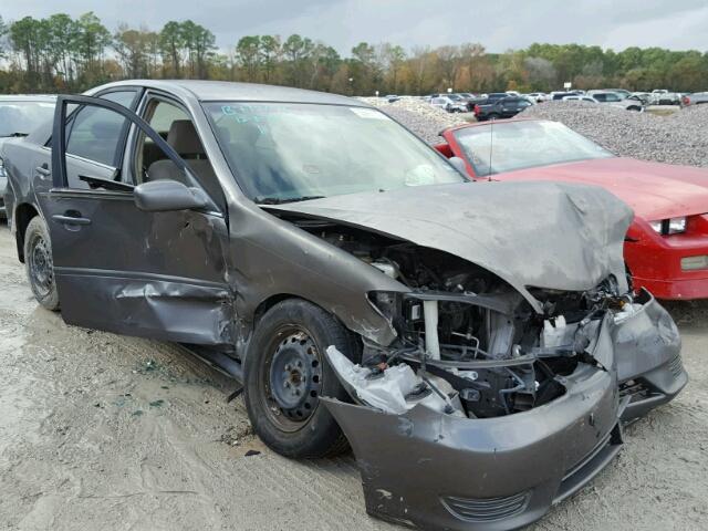 4T1BE30K95U995127 - 2005 TOYOTA CAMRY LE GRAY photo 1