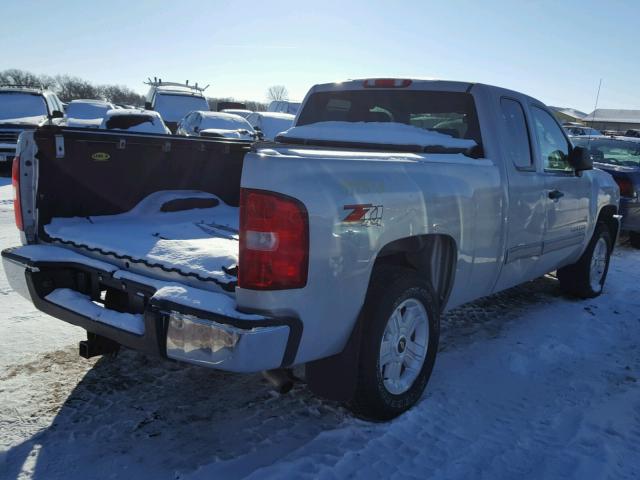 1GCRKSE37BZ292311 - 2011 CHEVROLET SILVERADO SILVER photo 4