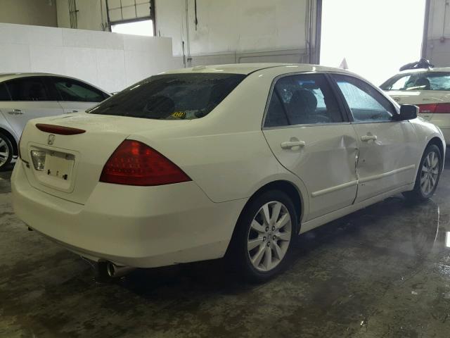 1HGCM66597A087281 - 2007 HONDA ACCORD EX WHITE photo 4