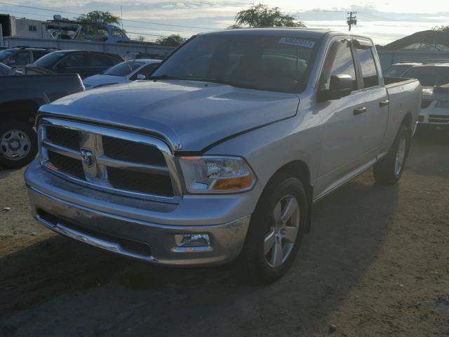 1D3HB18T29S727330 - 2009 DODGE RAM 1500 SILVER photo 2