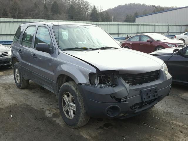 1FMYU92ZX7KA04946 - 2007 FORD ESCAPE XLS SILVER photo 1