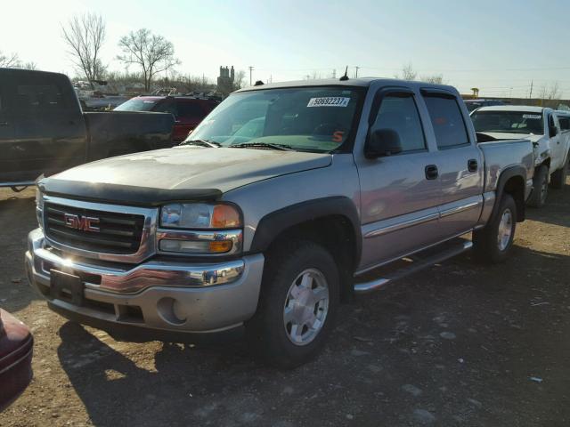 2GTEK13T851208876 - 2005 GMC NEW SIERRA SILVER photo 2