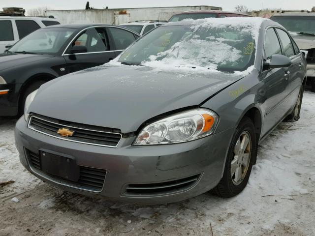 2G1WT58K579171839 - 2007 CHEVROLET IMPALA LT GRAY photo 2