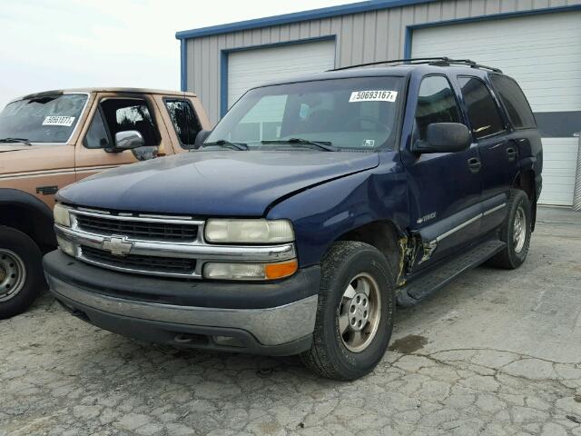 1GNEK13V62R312407 - 2002 CHEVROLET TAHOE K150 BLUE photo 2