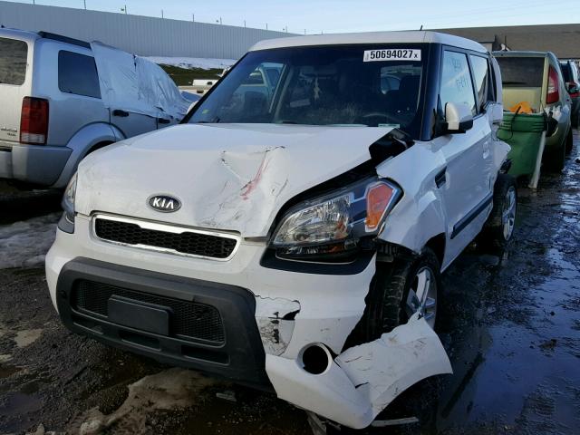 KNDJT2A29A7176786 - 2010 KIA SOUL + WHITE photo 2