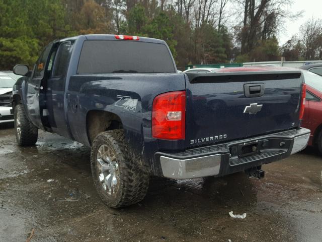 1GCRKSE30BZ280548 - 2011 CHEVROLET SILVERADO BLUE photo 3