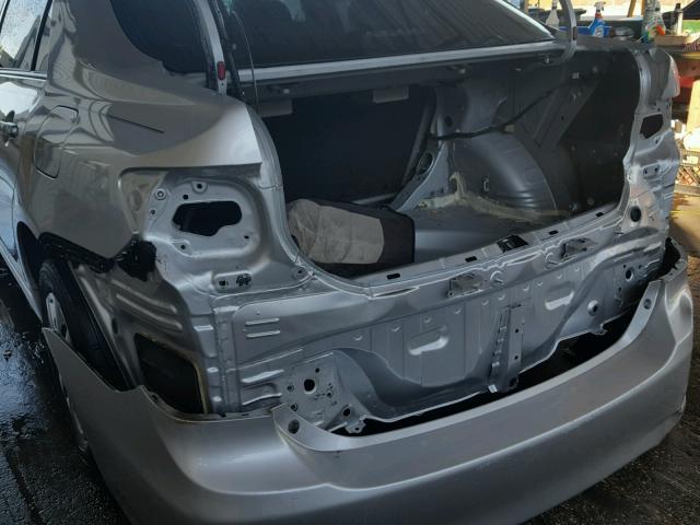 1NXBU40E29Z059083 - 2009 TOYOTA COROLLA BA SILVER photo 9