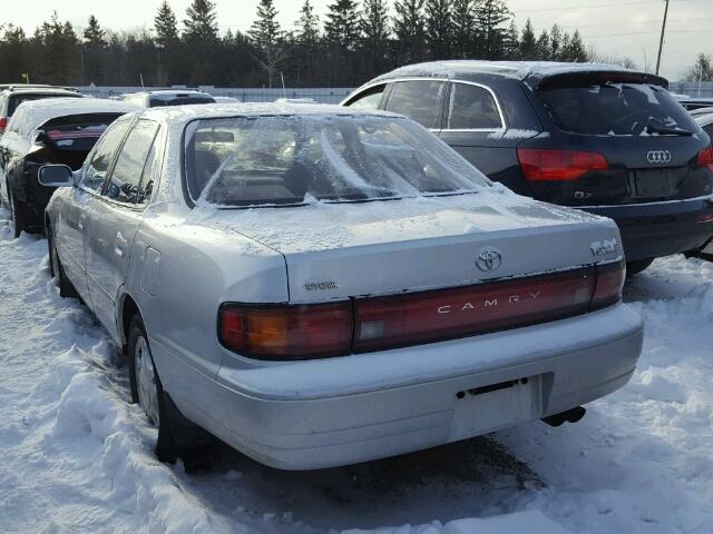 JT2VK13E5P0144319 - 1993 TOYOTA CAMRY XLE SILVER photo 3