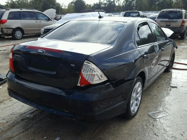 3FAHP0HA1AR418506 - 2010 FORD FUSION SE BLACK photo 4