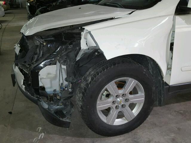 1GNLVFED9AJ203033 - 2010 CHEVROLET TRAVERSE L WHITE photo 9