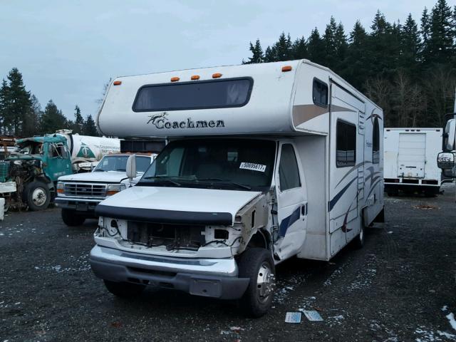 1FDXE45S25HB44025 - 2006 COACH FREELANDER WHITE photo 2