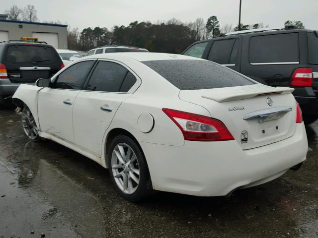 1N4AA5AP5AC847855 - 2010 NISSAN MAXIMA S WHITE photo 3