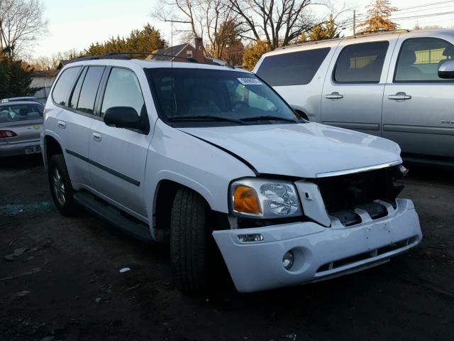 1GKDT13S972307956 - 2007 GMC ENVOY WHITE photo 1