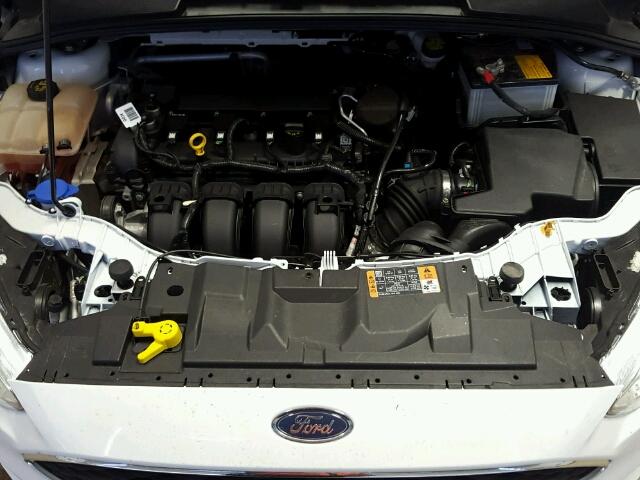 1FADP3F21GL263409 - 2016 FORD FOCUS SE WHITE photo 7