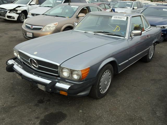 WDBBA48DXHA059341 - 1987 MERCEDES-BENZ 560 SL SILVER photo 2