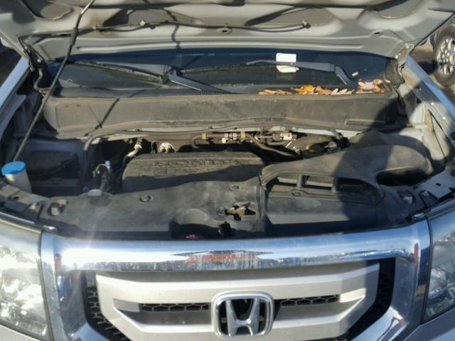 5FNYF3H51BB017963 - 2011 HONDA PILOT EXL SILVER photo 7