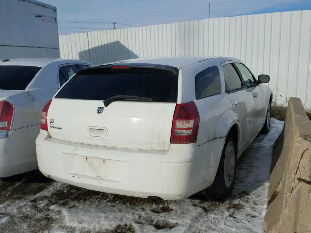 2D4FV47T67H844930 - 2007 DODGE MAGNUM SE WHITE photo 4