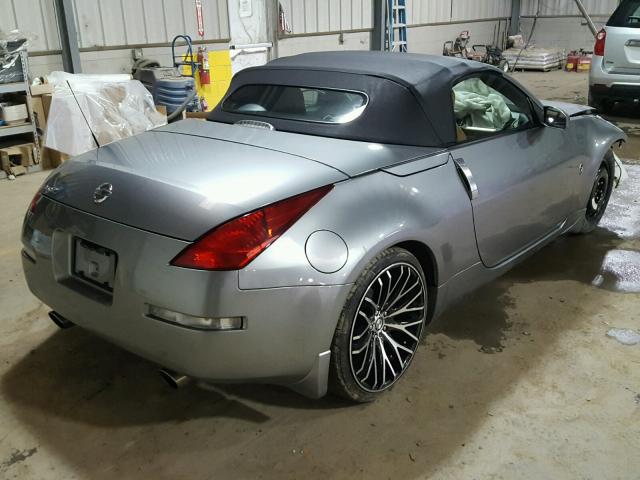 JN1AZ36A04M250674 - 2004 NISSAN 350Z ROADS GRAY photo 4