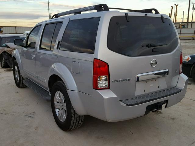 5N1AR18U36C646563 - 2006 NISSAN PATHFINDER SILVER photo 3