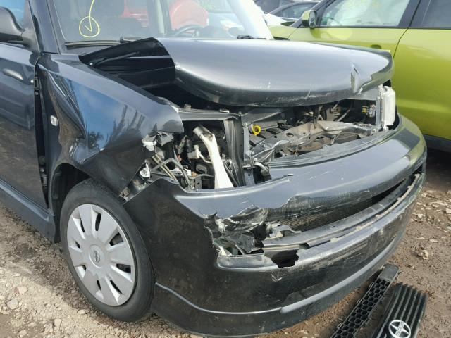 JTLKT324964091390 - 2006 TOYOTA SCION XB BLACK photo 9