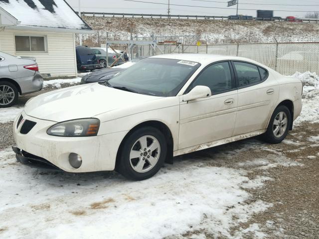2G2WP552961128932 - 2006 PONTIAC GRAND PRIX WHITE photo 2