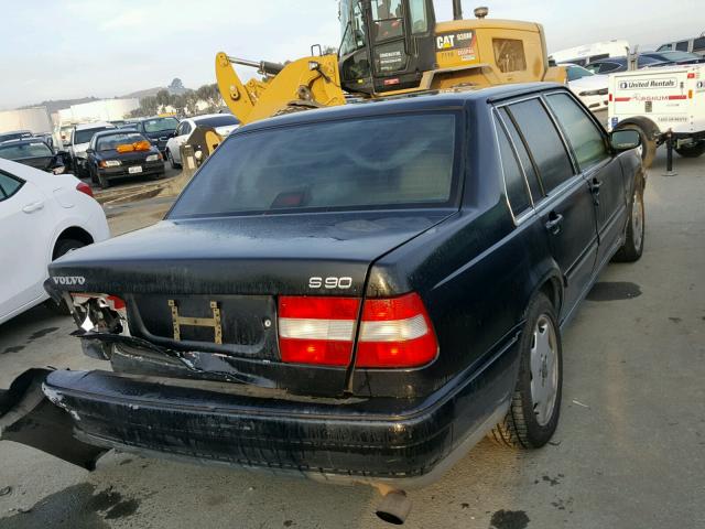 YV1KS9608W1128689 - 1998 VOLVO S90 BLACK photo 4