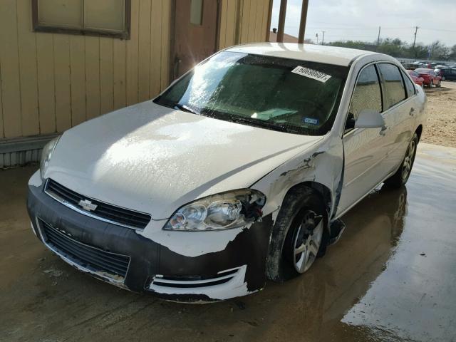 2G1WB55K269138657 - 2006 CHEVROLET IMPALA LS WHITE photo 2