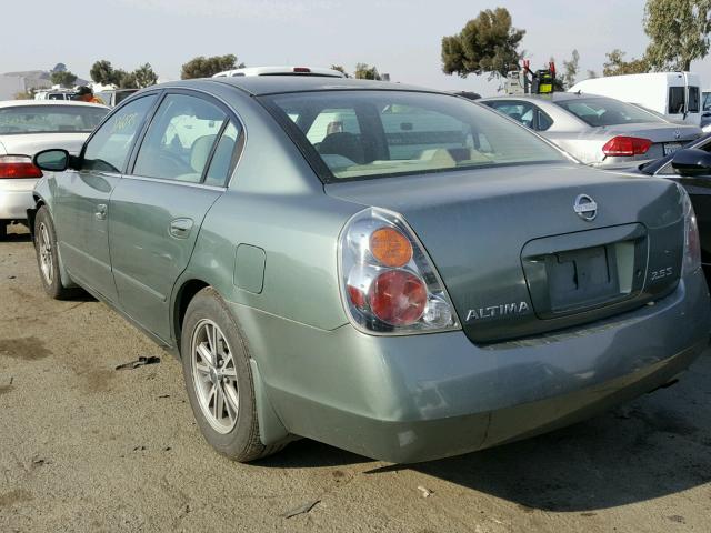 1N4AL11D72C232069 - 2002 NISSAN ALTIMA BAS GREEN photo 3