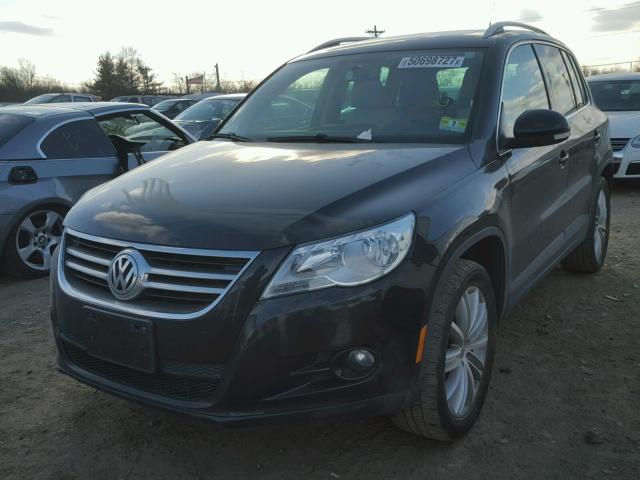 WVGBV7AX1BW539401 - 2011 VOLKSWAGEN TIGUAN S BLACK photo 2