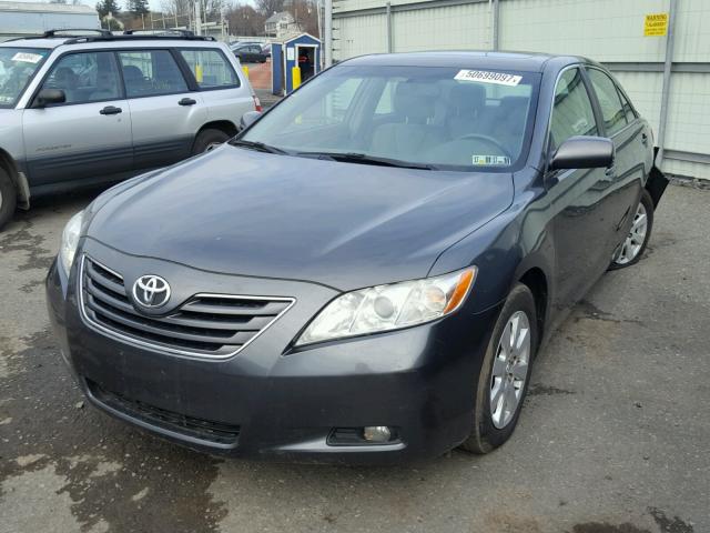 4T1BK46K29U093723 - 2009 TOYOTA CAMRY SE GRAY photo 2