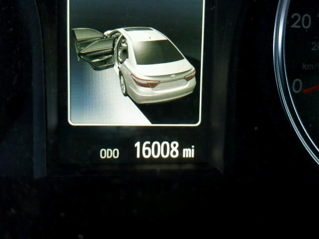 4T1BF1FK5HU744537 - 2017 TOYOTA CAMRY LE 白色 照片 8