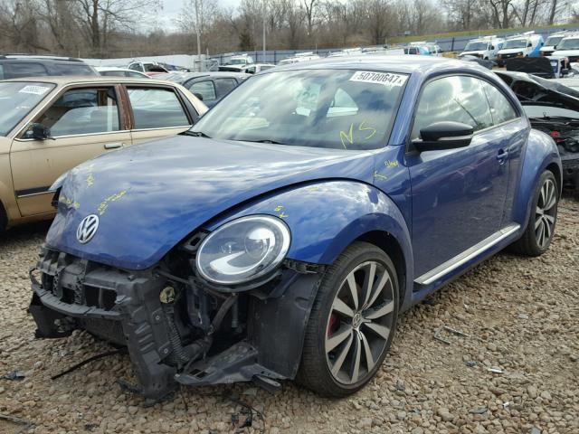 3VWV67AT5CM635526 - 2012 VOLKSWAGEN BEETLE TUR BLUE photo 2