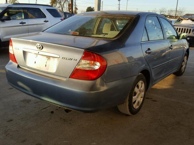 4T1BE32K34U821128 - 2004 TOYOTA CAMRY LE ლურჯი ფოტო 4