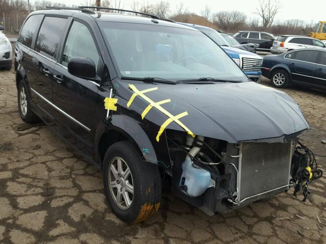 2A8HR541X9R565196 - 2009 CHRYSLER TOWN & COU BLACK photo 1