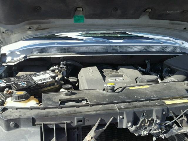 5N3AA08A74N807884 - 2004 INFINITI QX56 SILVER photo 7